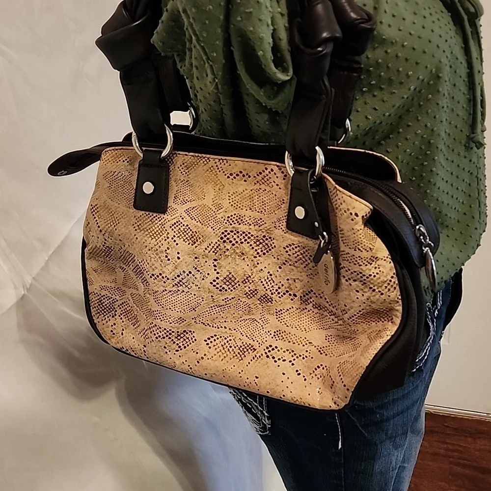 Del Rio Handbag - Picture 4 of 9